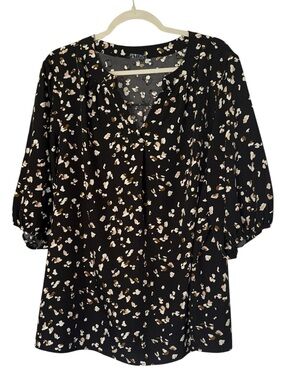 Bloom Chic Black Floral Print V-Neck Puff Sleeve Top